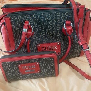 Large arm/shoulder guess bag
